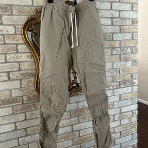 H&M Divided Men's Khaki Drawstring Jogger Pants Size 34